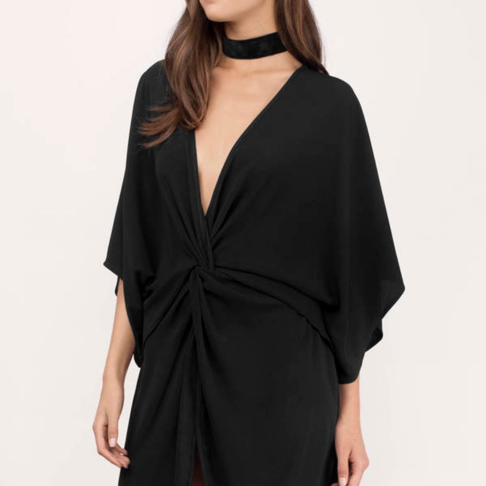 Tobi Black Wrap Dress - Picture 2 of 4